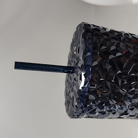 Starbucks Navy Holiday cup - Picture 3 of 3